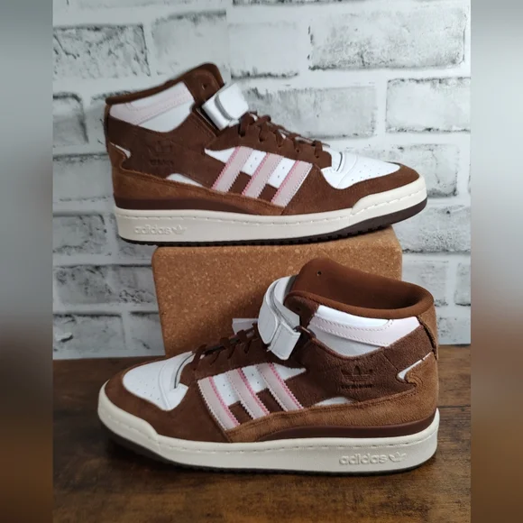 adidas gazelle silver green womens Adidas Women's Adizero EVO SL Wave Auburn / Chocolate / Earth Strata  Running Shoes